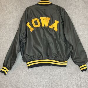 Iowa Hawkeyes DeLong Satin Black Bomber Jacket Size Mens XL VTG Vintage